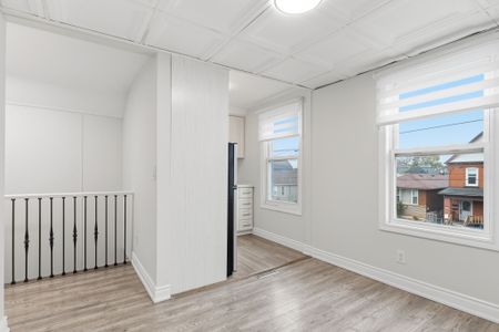 For Lease - 71 Glendale Avenue, Hamilton, Ontario - Photo 4