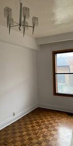 2BR, Essex Street walk to Ossington subway - Photo 4