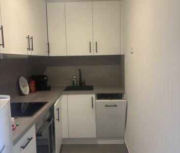 Erstbezug nach Renovierung mit neuer Küche, Elektrik und incl HEIZU... - Photo 5