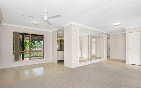 70 Colchester Crescent, Kirwan QLD 4817 - House For Rent | Domain - Photo 3