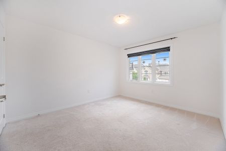 For Lease - 3168 Preserve Drive, Oakville, Ontario - Photo 3