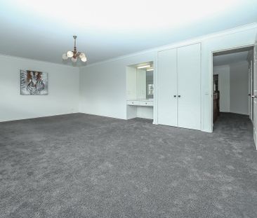 Palatial Home - Balwyn High School Zone - Photo 6