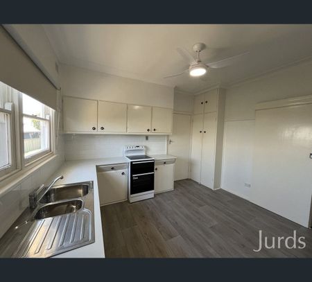 5 Foster Street, Cessnock, NSW 2325 - Photo 3