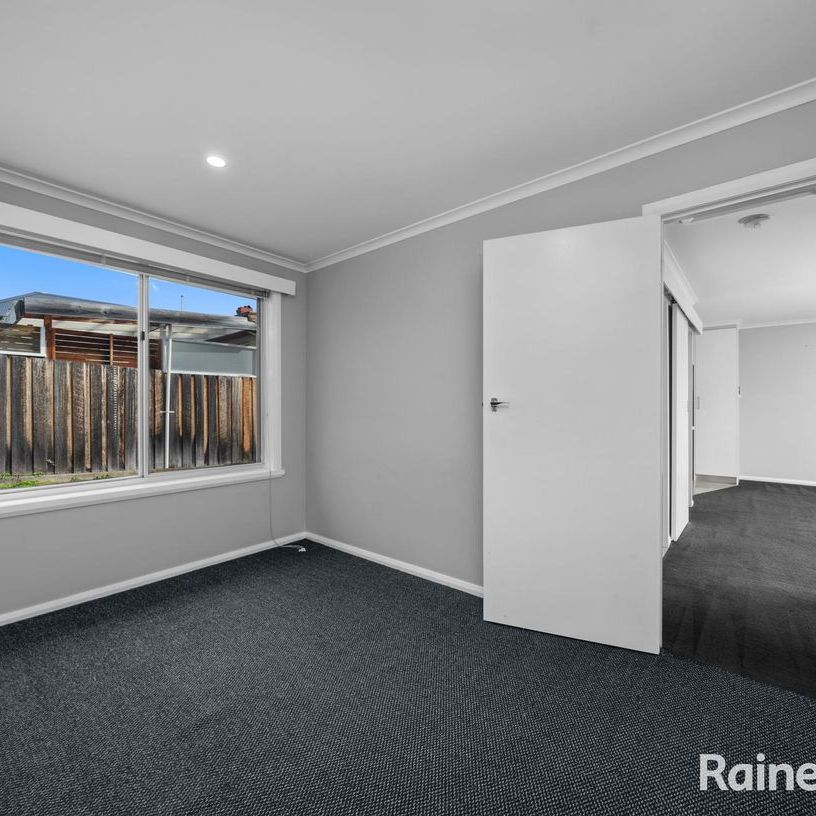 2/25 Hope Street, New Town, TAS 7008 - Photo 1