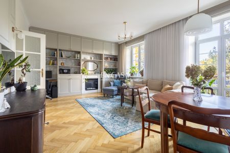 Wysoki sufit | z balkonem | w kamienicy - Zdjęcie 4