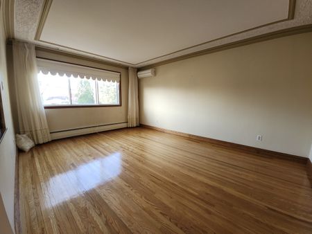 Spacieuse unité de 3 chambres à coucher située dans un charmant duplex. - Photo 3