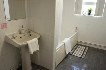 Noel Street, Hyson Green, Nottingham, NG7 - Photo 1