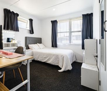 Cloten road – Stratford - Photo 1
