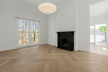 19 Hunter Street, Northcote VIC 3070 - House For Rent | Domain - Photo 2