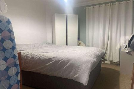 Ashley Cross, BH14 - Photo 2