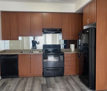 For Lease - 3135 Boxford Crescent Unit# 16, Mississauga, Ontario - Photo 5