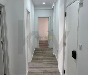 Apartment T2 in Alto do Seixalinho, Santo André e Verderena, Barreiro - Photo 2