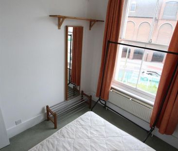 Flat 2, Lewes Road, Brighton, Eastbourne - Photo 6