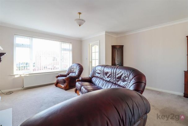 3 bedroom semi-detached house to rent - Photo 1