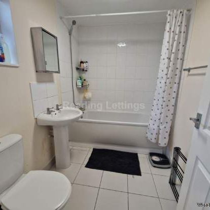 1 bedroom property to rent in Reading - Photo 4