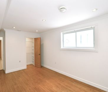 1028A 100e Avenue, H7W 4A3, H7W 4A3, Laval - Photo 2