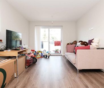 Swan Road, West Drayton, Middlesex, UB7 - Photo 2