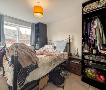 3 bedroom terraced house to rent - Photo 3