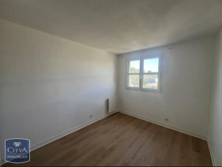 Location Appartement 4 pièces 100m² MARSEILLE 12ème - Photo 3