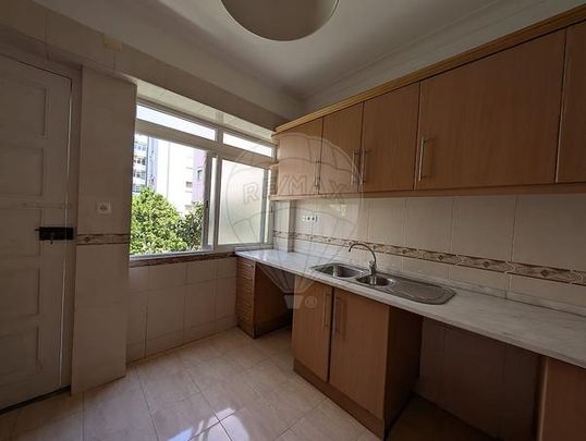 Apartamento T2 - Photo 1