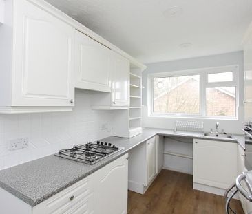 2 bedroom maisonette to rent - Photo 4