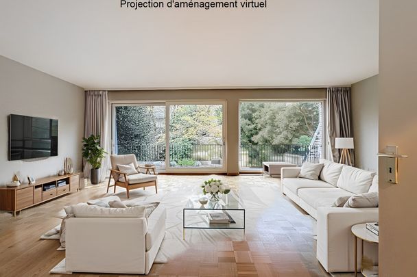 Spacieuse maison 2 façades (320m²) / Quartier résidentiel et calme. - Photo 1