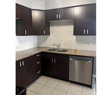 For Lease - 7405 Goreway Drive Unit# 419, Mississauga, Ontario - Photo 6