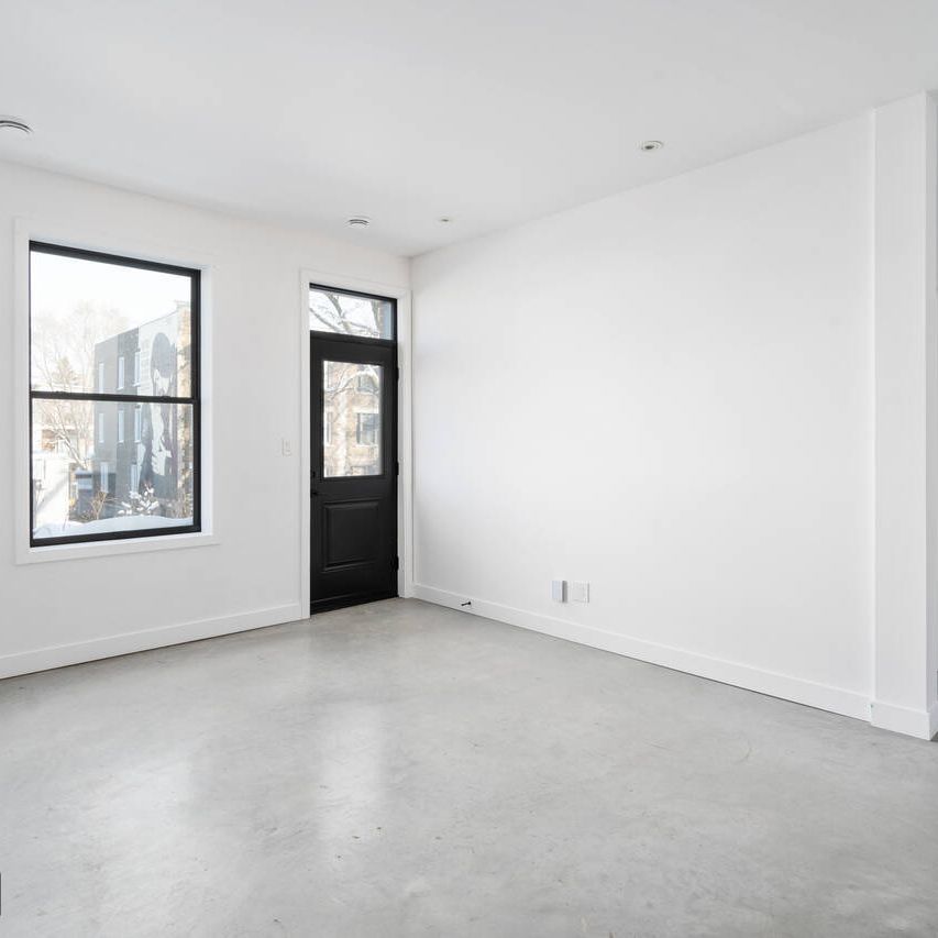 Condo for rent on the Plateau Mont-Royal | Semi-furnished & renovated - Photo 1