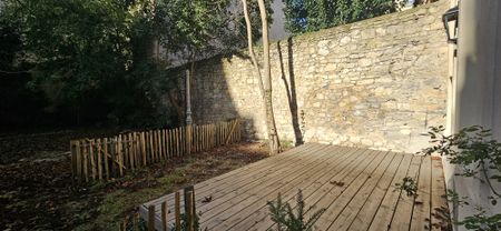 Nimes Avenue Feuchères T3 spacieux avec terrasse jardinet garage privatif - Photo 3