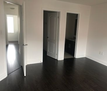 For Lease - 896 Thompson Road, Milton, Ontario - Photo 3