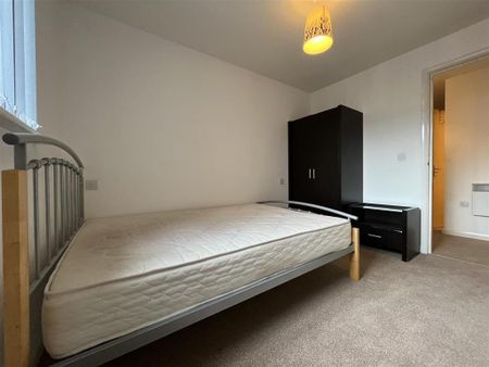 2 bedroom apartment to rent - Photo 5