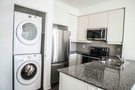 For Lease - 2910 Highway 7 Avenue Unit# 3005, Vaughan, Ontario - Photo 2