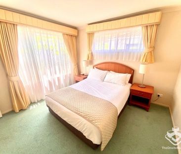 Fully Furnished 3 Bedroom Villa Within Peaceful Gated Community - Photo 3