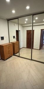 Inchiriere garsoniera zona Basarab - Fotografie 4