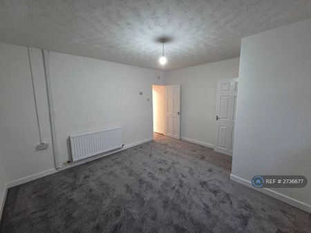 2 bedroom terraced house to rent - Photo 2