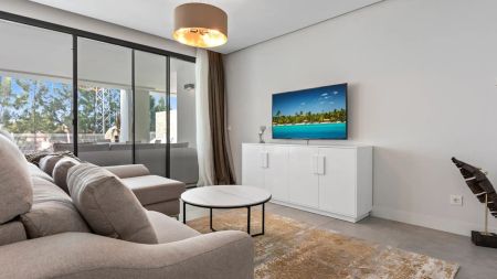 Apartamento de alquiler en N/a, -1, Cabopino - Artola - Photo 2