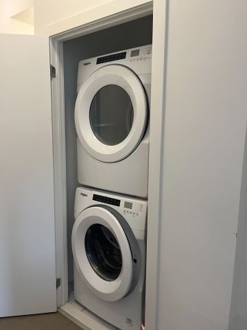 For Lease - 495 Logan Avenue Unit# 313, Toronto, Ontario - Photo 3