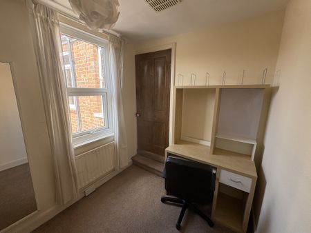 Rose Street, Haxby Road - P2162 - Photo 5