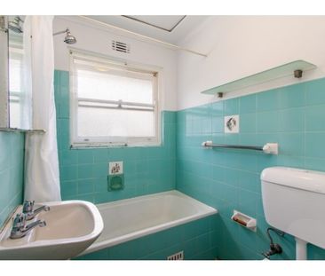 Affordable One Bedroom Apartment - Photo 1