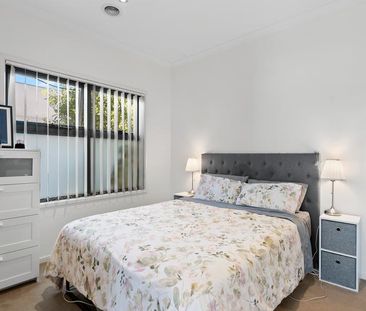 Stylish boutique living walking distance to everything - Photo 6