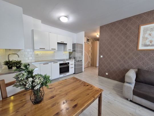 Super M3, Miejsce postojowe, Blisko tramwaj,autobu - Zdjęcie 1