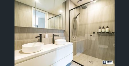 Supersized Apartment - Near New! - Photo 5