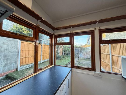 4 bedroom terraced house to rent - Photo 1