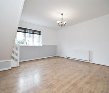 Leeds Road, Lofthouse, Wakefield - Photo 1