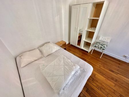 Location Appartement 3 pièces Meublé 53m² LYON 3ème - Photo 4