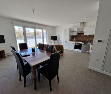 Location Appartement 4 pièces 82m² - Photo 5