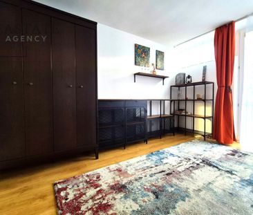 Warszawa, Praga-Południe, Warszawa, Praga-Południe, Aleja Stanów Zj... - Zdjęcie 1