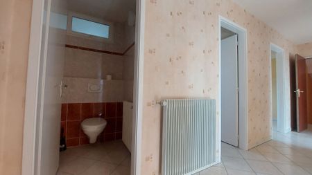 Location Appartement 3 pièces 79m² - Photo 5