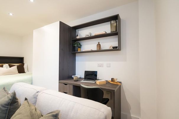 Studio to rent - Photo 1