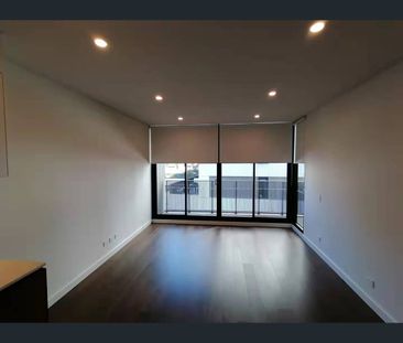 317/2 Stovemaker Lane, Erskineville, NSW 2043 - Photo 6